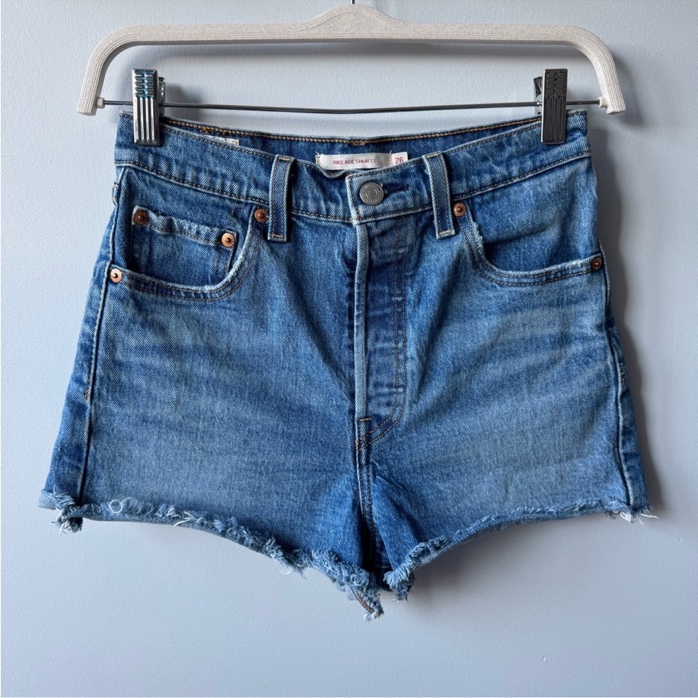 Levi's Premium Ribcage Short Size 26